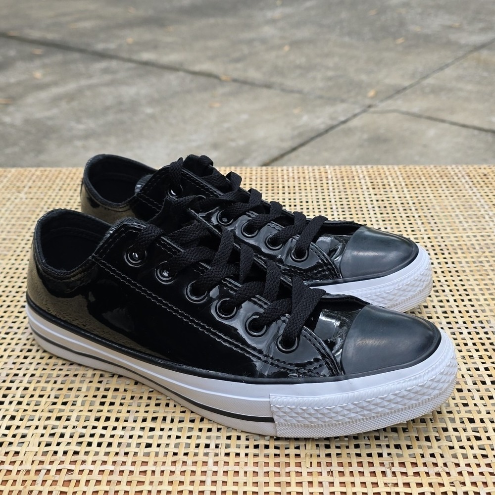 Size 5 - Converse Chuck Taylor‎ All Star Low Black Patent
